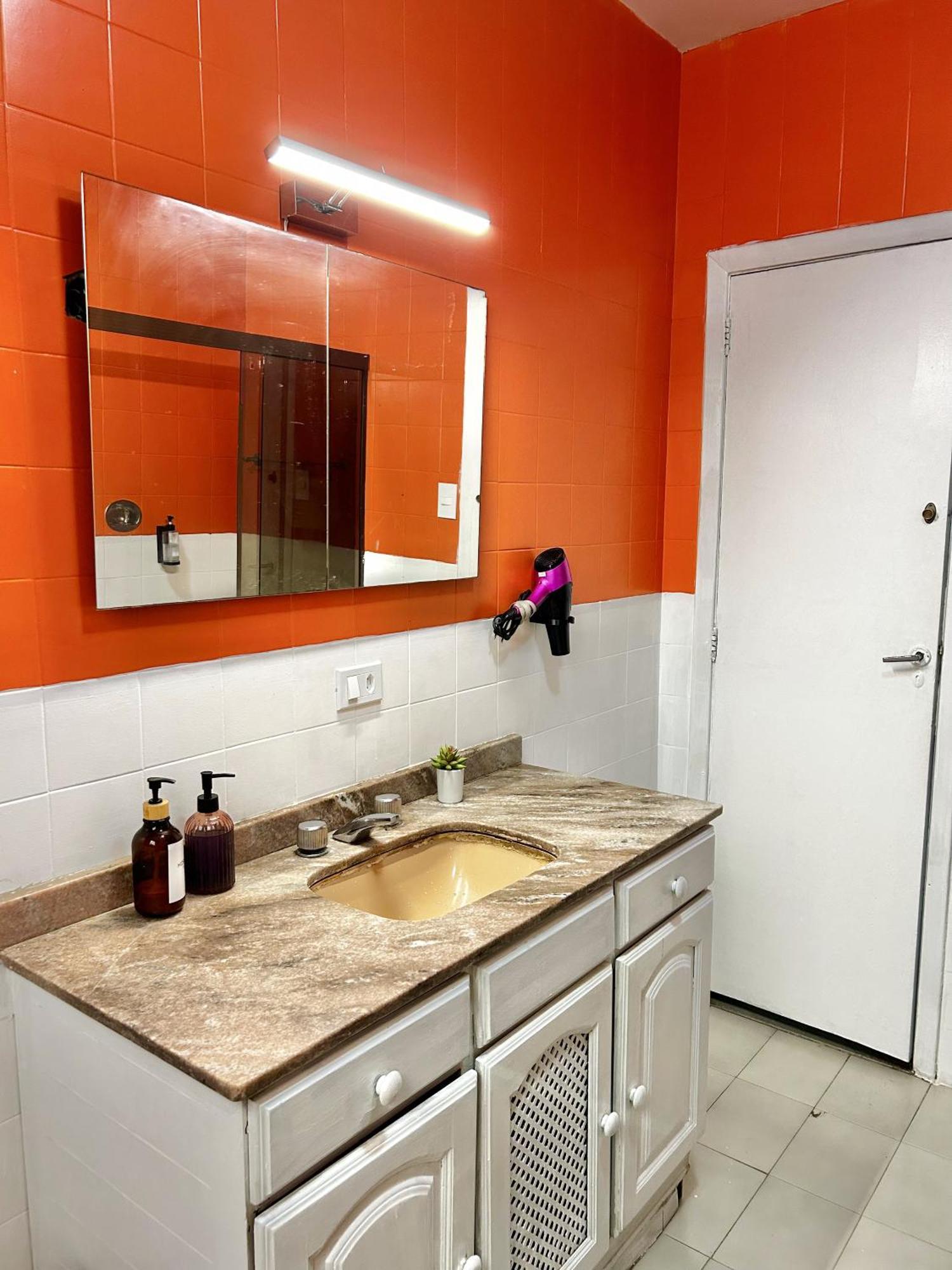 Quarto Privativo Leme De Noronha - 2Min Da Praia ريو دي جانيرو المظهر الخارجي الصورة